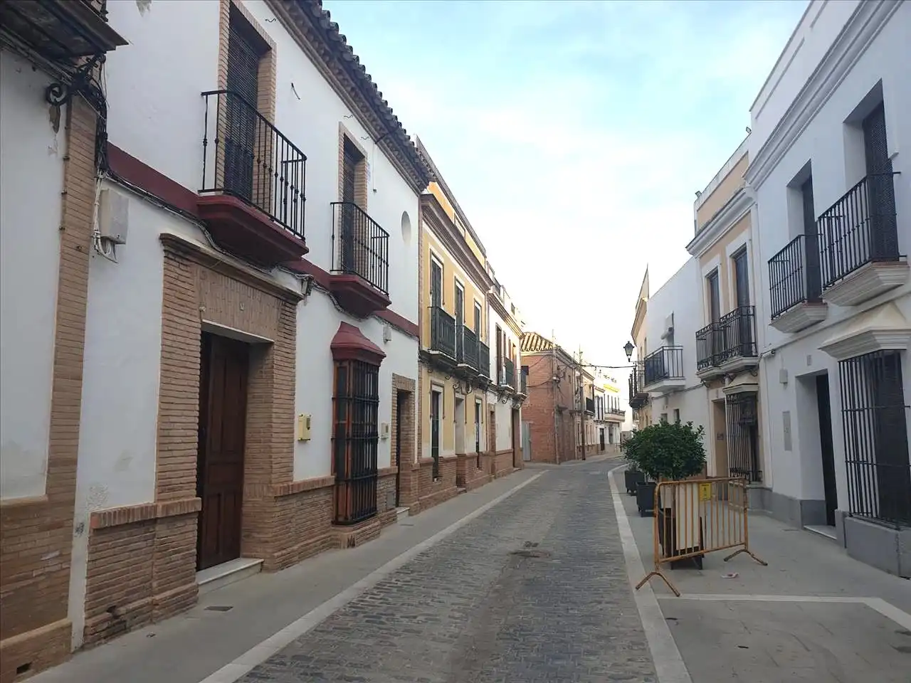 Vista exterior de Casa o xalet en venda en Lora del Río