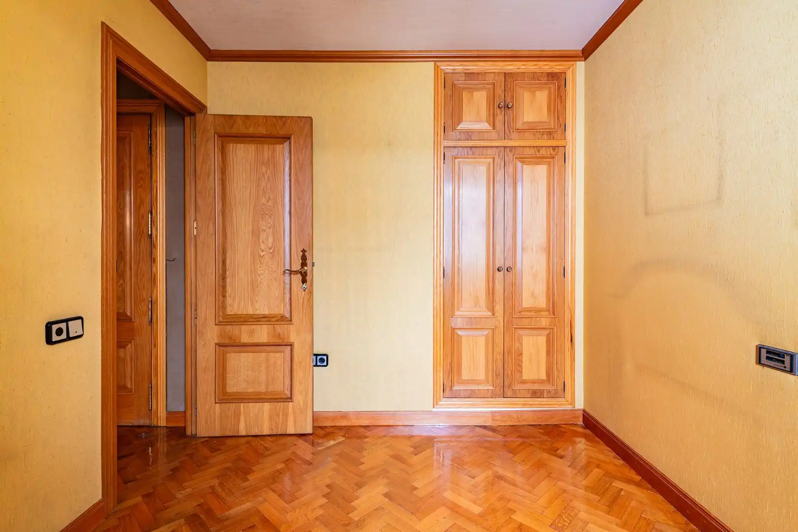 Dormitori de Pis en venda en Castellón de la Plana / Castelló de la Plana amb Aire condicionat, Parquet i Terrassa