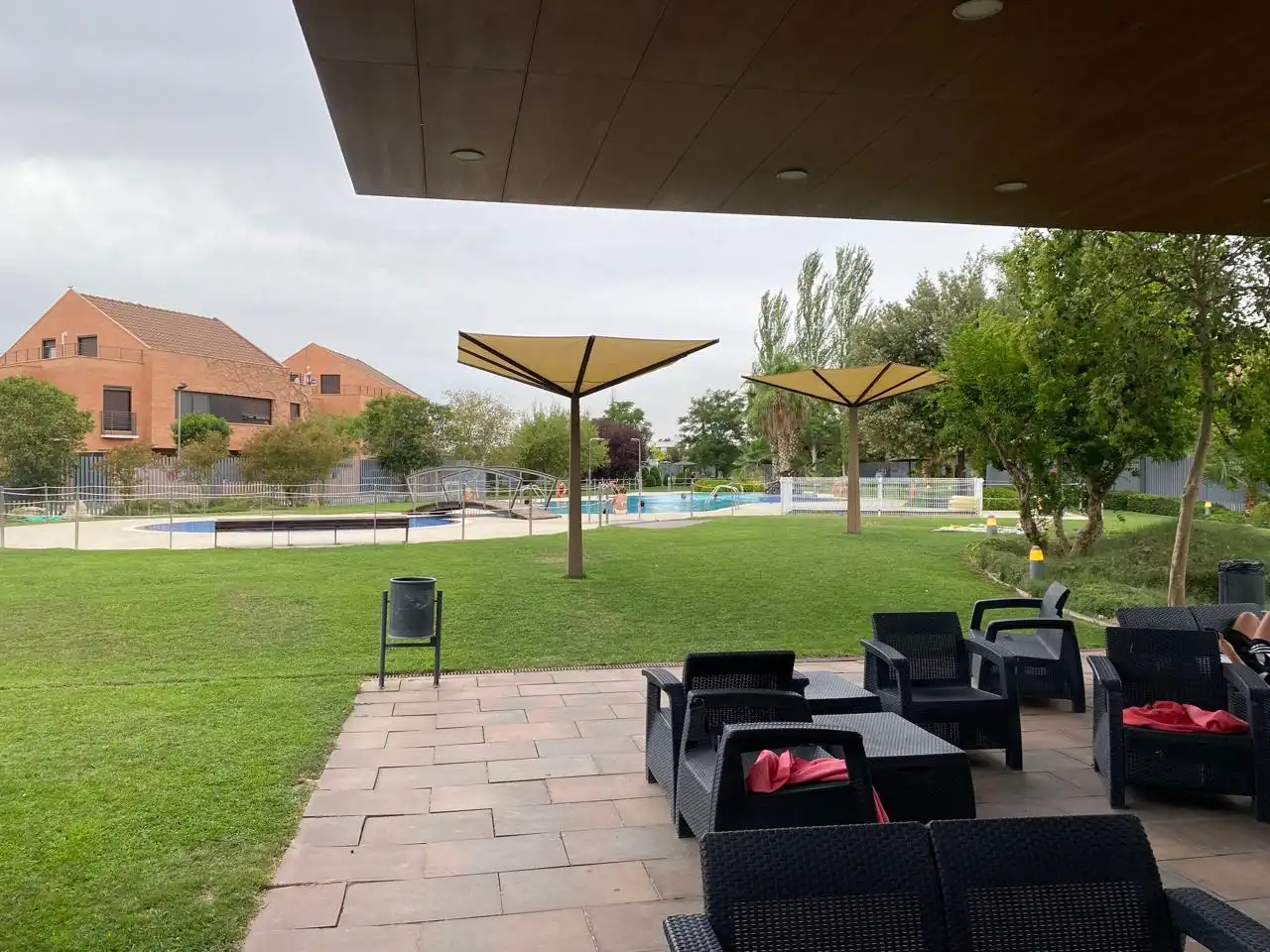 Terrassa de Casa o xalet de lloguer en Villanueva de Gállego amb Aire condicionat, Calefacció i Jardí privat