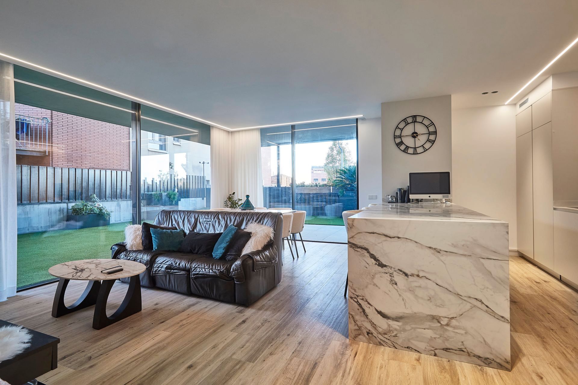 Living room of Planta baja for sale in Taradell  with Air Conditioner, Heating and Private garden