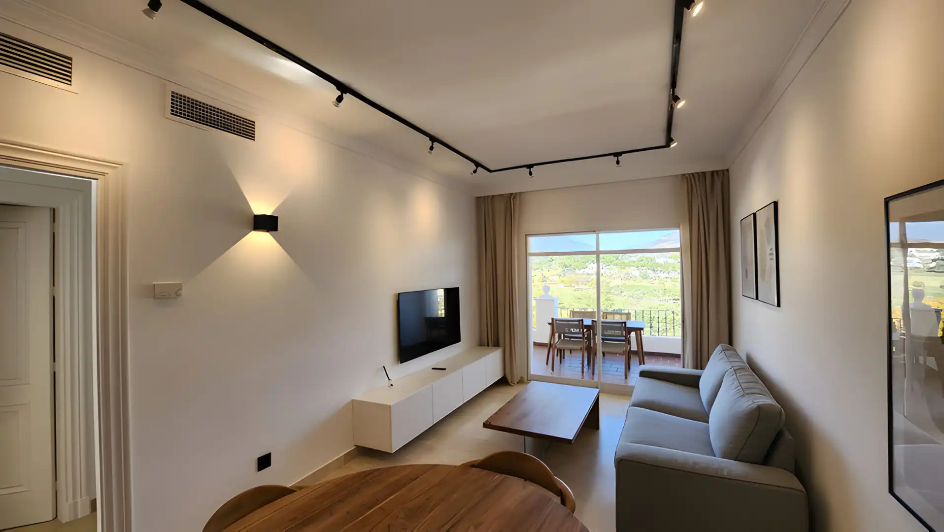 Wohnzimmer von Wohnungen zum Verkauf in Almería mit Klimaanlage, Terrasse und Schwimmbad
