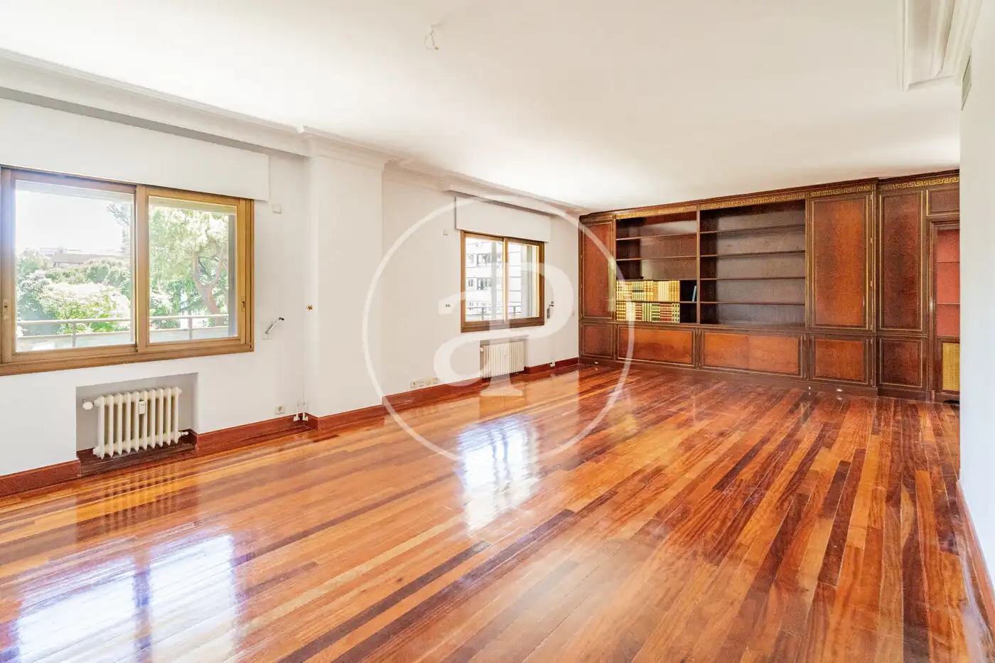 Sala de estar de Piso de alquiler en Madrid con Aire acondicionado, Calefacción y Jardín privado