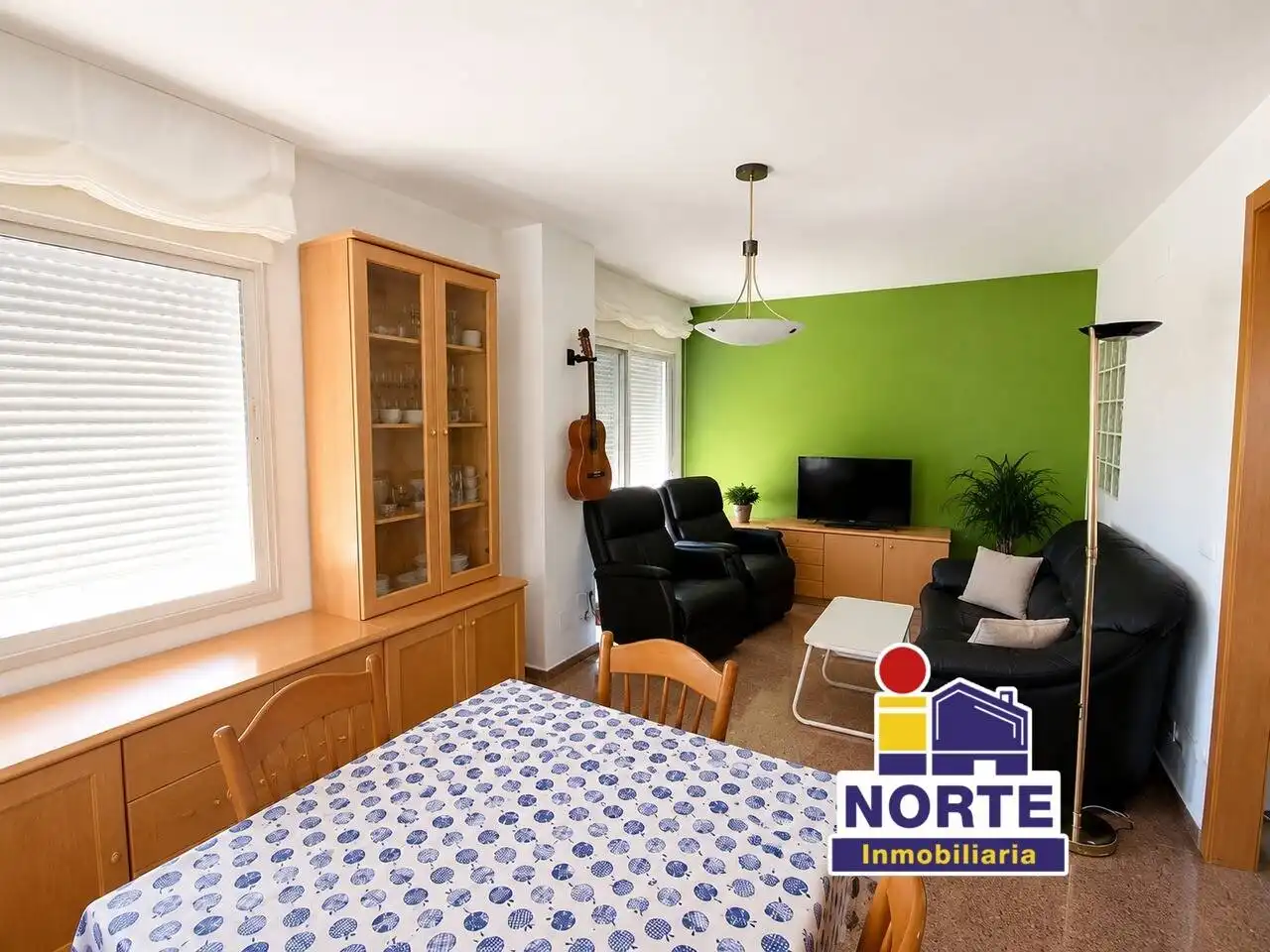 Vista exterior de Piso en venta en Alcoy / Alcoi con Aire acondicionado, Calefacción y Trastero