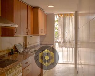 Kitchen of Flat to rent in  Granada Capital  with Balcony