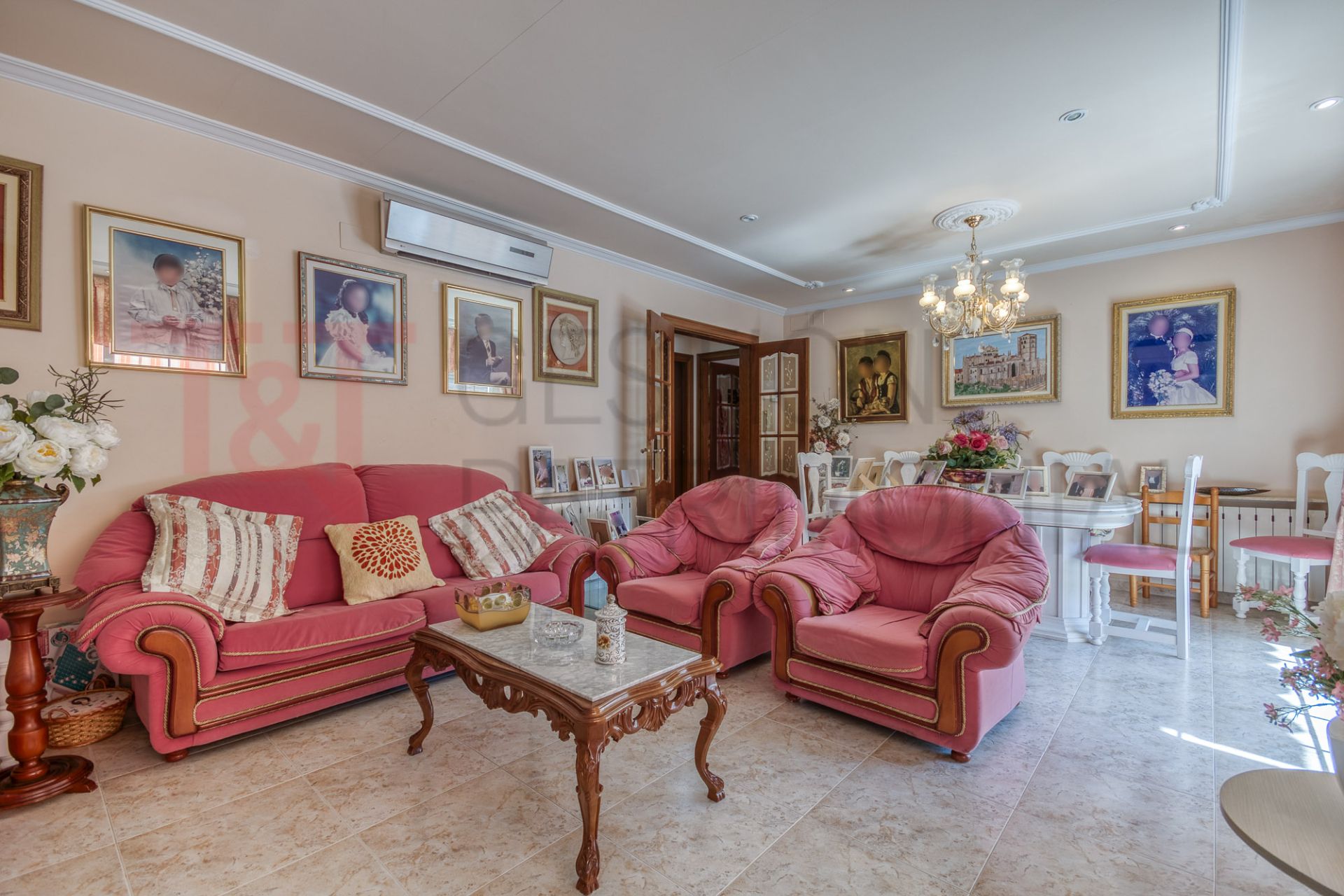 Living room of House or chalet for sale in Pineda de Mar  with Air Conditioner, Heating and Terrace