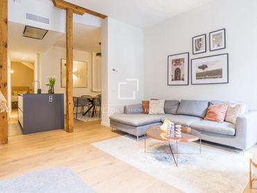 Piso con balcón en venta en Chamberí