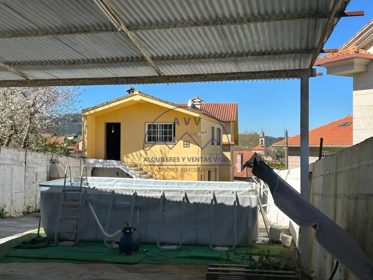 Vista exterior de Casa o chalet en venta en Vigo  con Calefacción, Jardín privado y Terraza