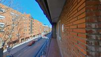 Exterior view of Flat to rent in  Madrid Capital  with Terrace, Oven and Pets allowed