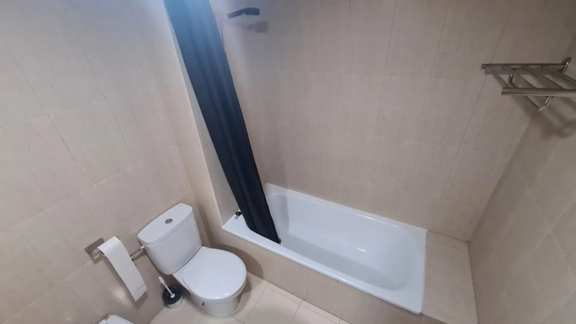 Baño de Casa adosada de alquiler en Ensanche