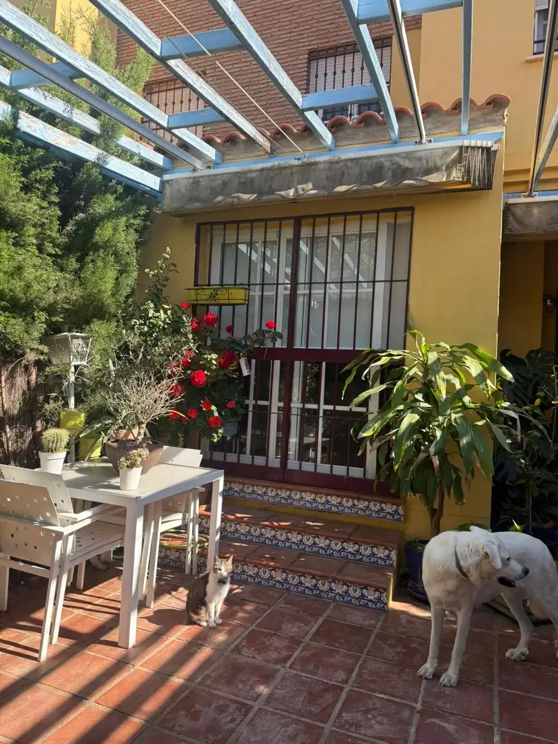 Garden of Detached homes for sale in Cotomar