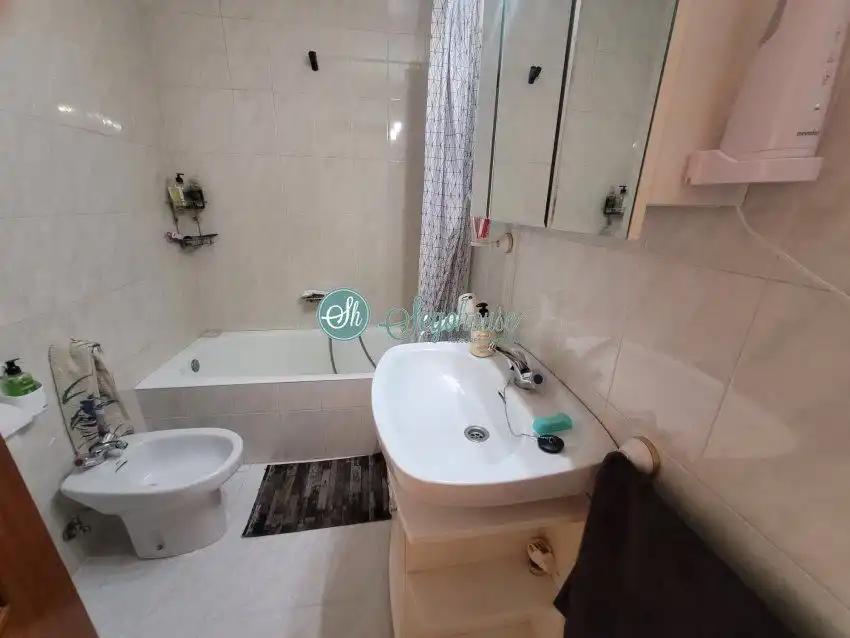 Baño de Piso en venta en La Lastrilla  con Calefacción y Terraza