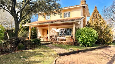 Foto 2 de Casa o chalet en venta en Calle del Endrinal, 9, El Guijo - Colonia España, Galapagar