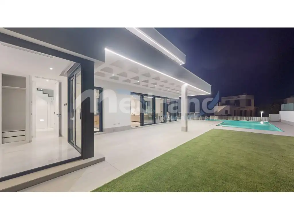 House with pool for sale in Calle Brussel.Les, imagen 9