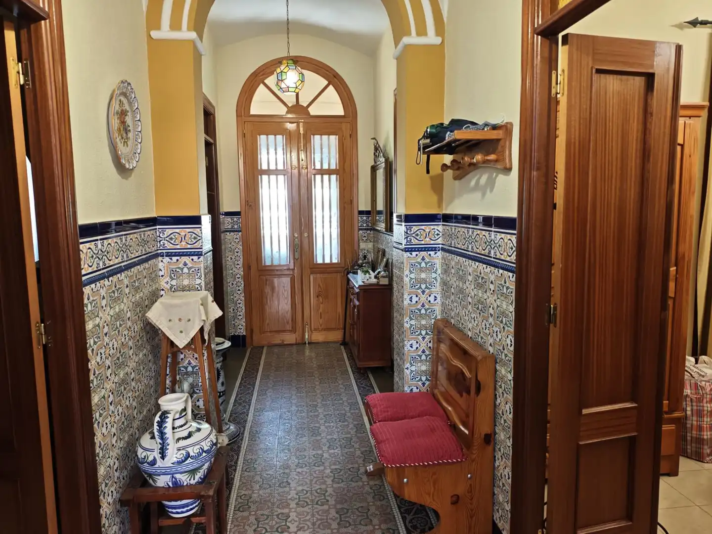 Haus oder Chalet zum Verkauf in Mérida mit Privatgarten, Terrasse und Möbliert