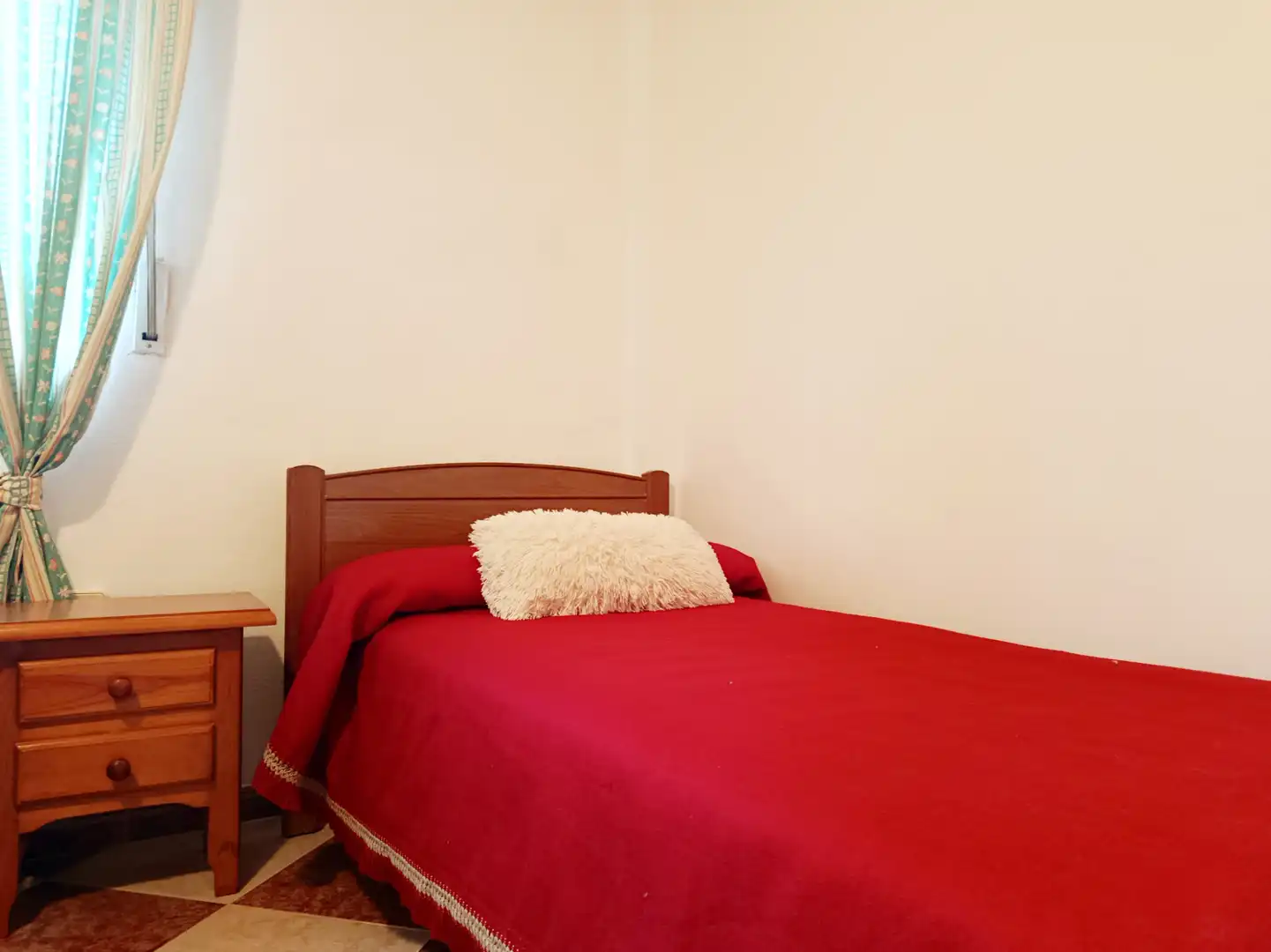 Schlafzimmer von Country house zum Verkauf in Hinojos mit Privatgarten, Terrasse und Schwimmbad