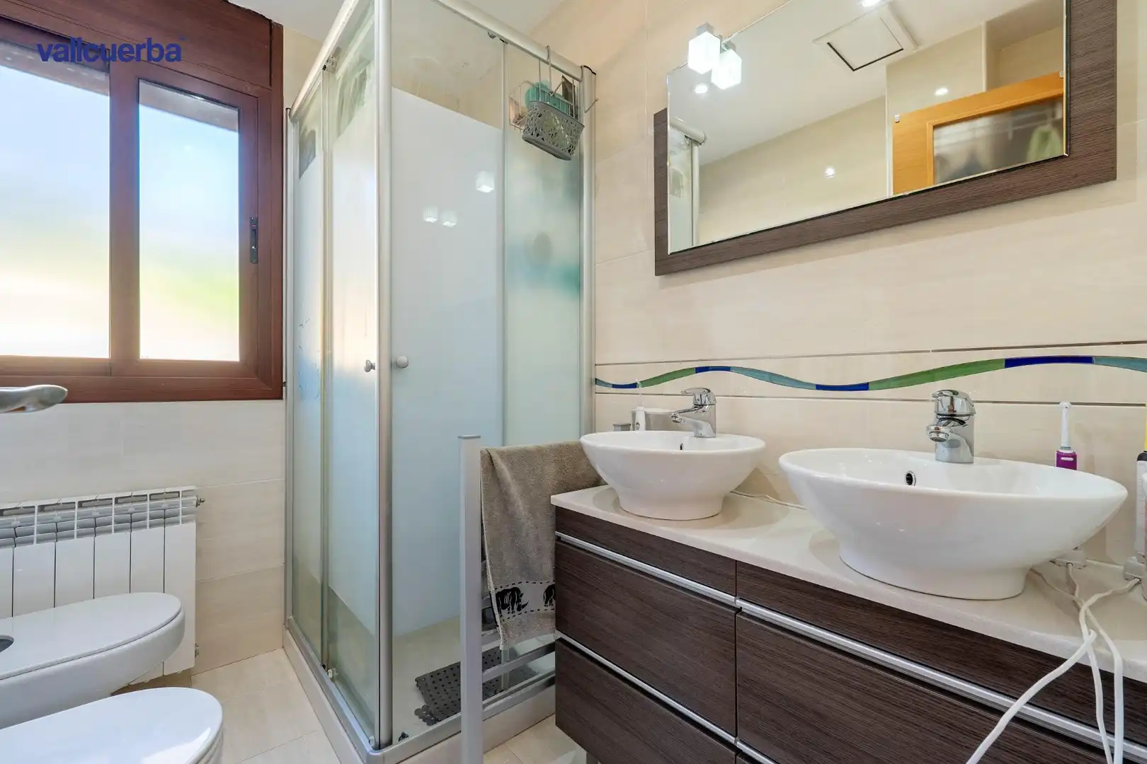 Baño de Casa adosada en venta en Riudecanyes con Aire acondicionado, Calefacción y Jardín privado