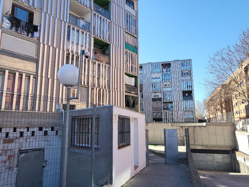 Exterior view of Garage for sale in Parla