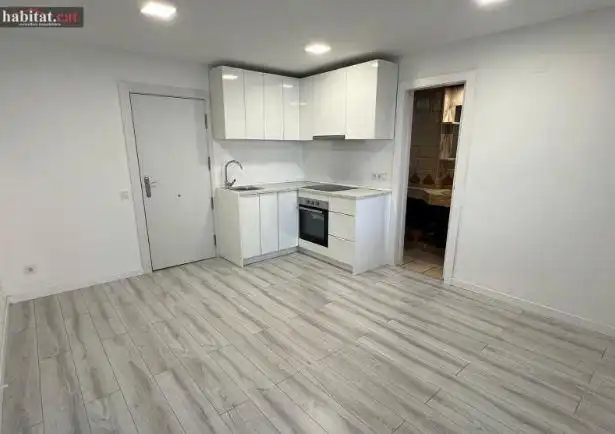 Cocina de Estudio en venta en Vilanova i la Geltrú con Parquet y Terraza