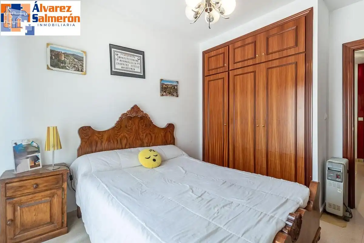 Casa aparellada amb terrassa en venda a Camino del Cementerio, imagen 25
