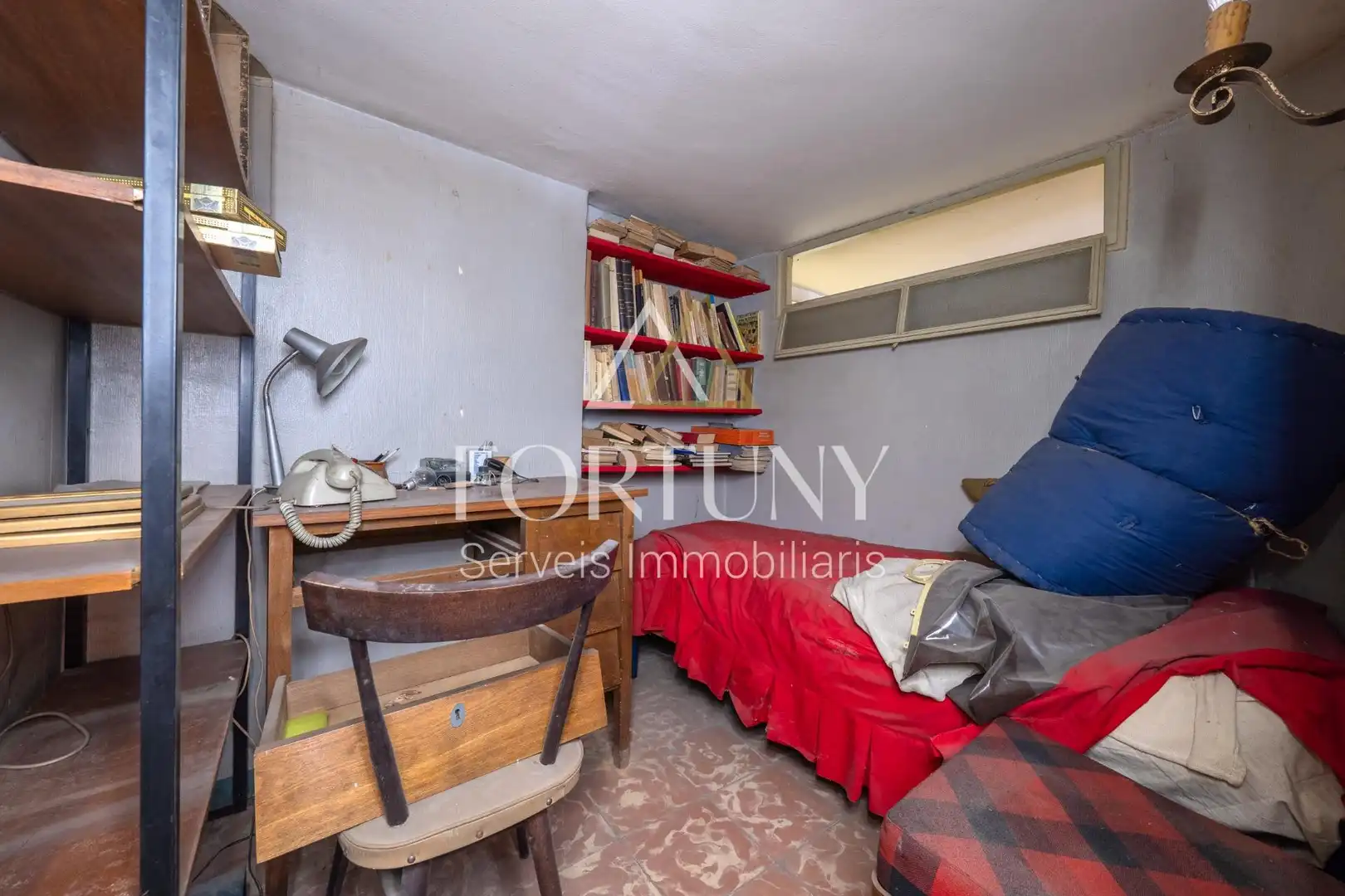 Edificio en venta en TORRES JORDI, L'Espluga de Francolí