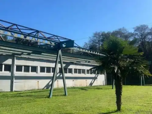 Vista exterior de Local en venta en Gijón  con Alarma