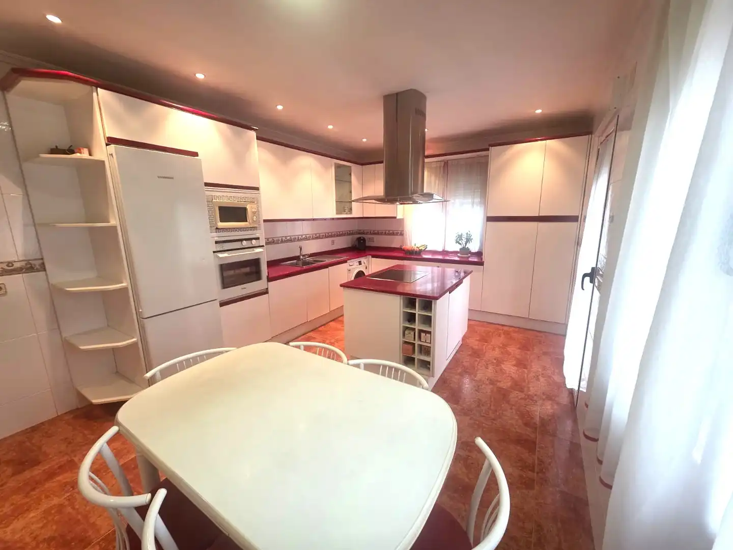 Houses for sale in Paseo de la Cañada, 21, El Guijo - Colonia España