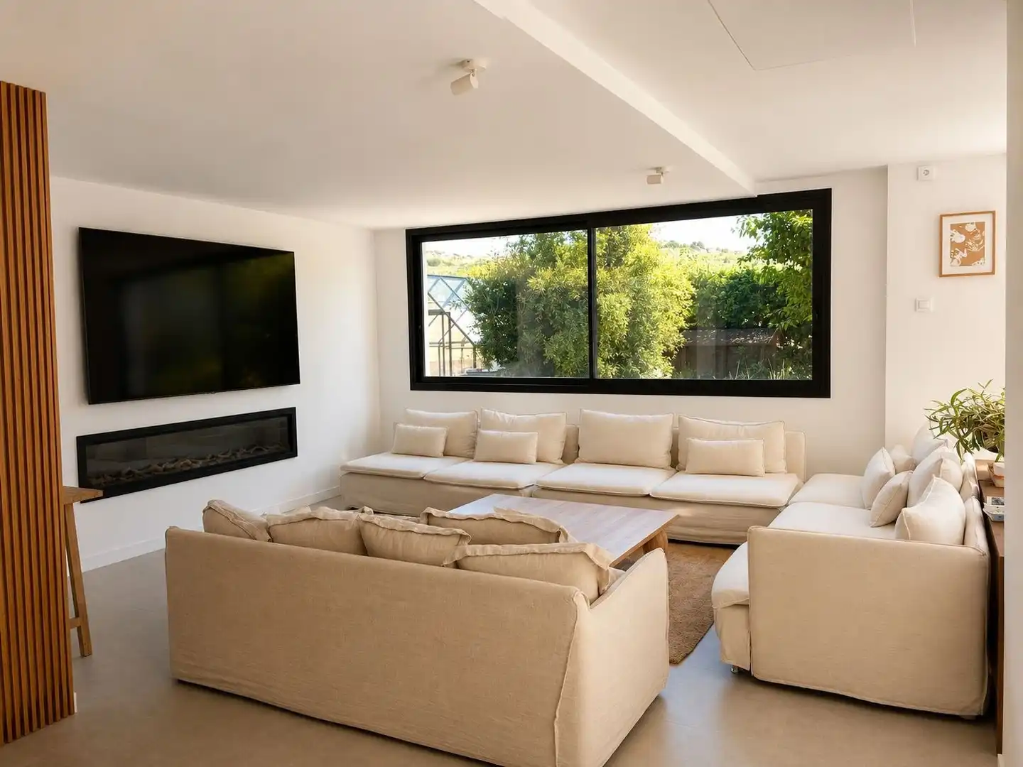 Living room of Houses for rent in Sant Just Desvern  with Air Conditioner, Heating and Terrace