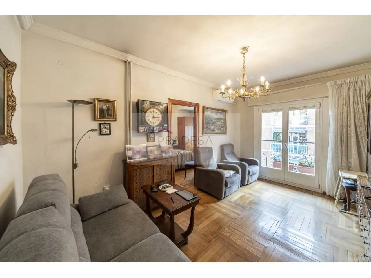 Sala de estar de Piso en venta en Madrid con Calefacción, Parquet y Terraza