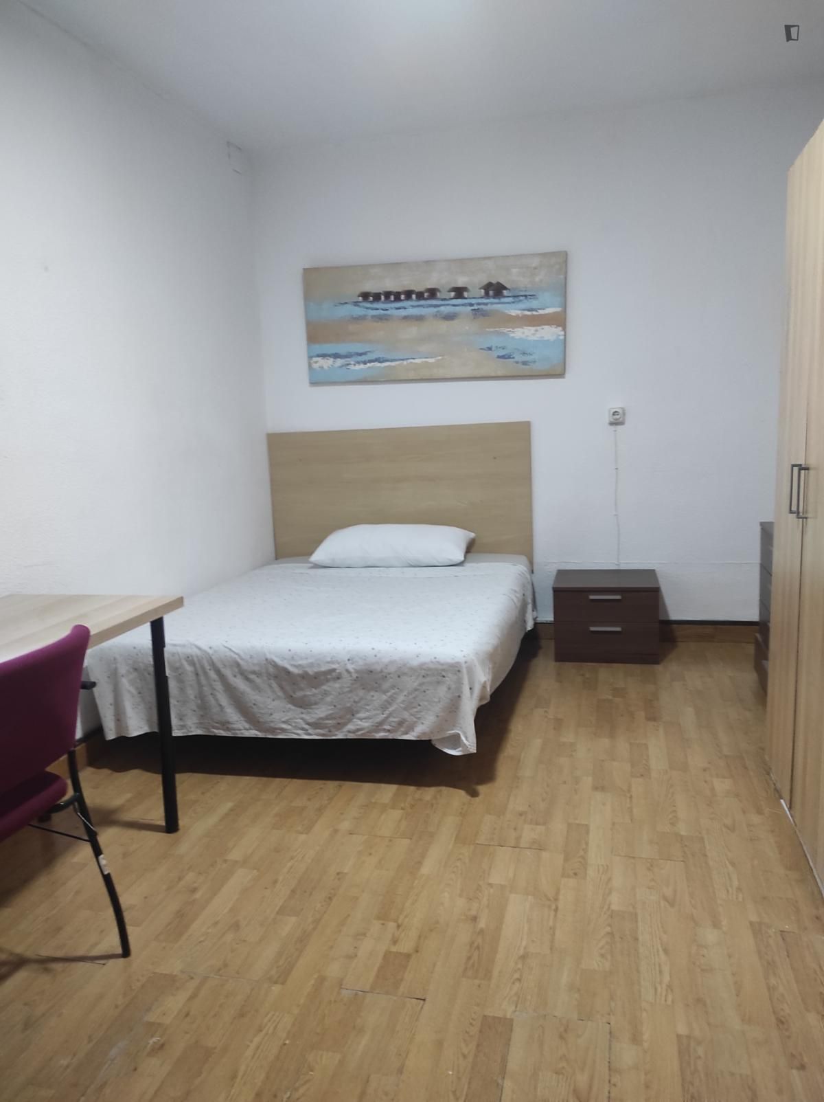 House or chalet to share in Guindalera