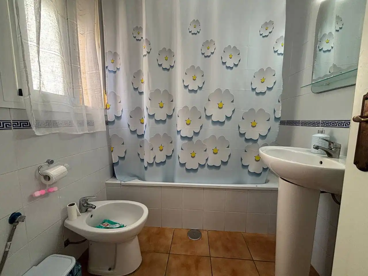 Bathroom of Apartments for sale in Islantilla Golf