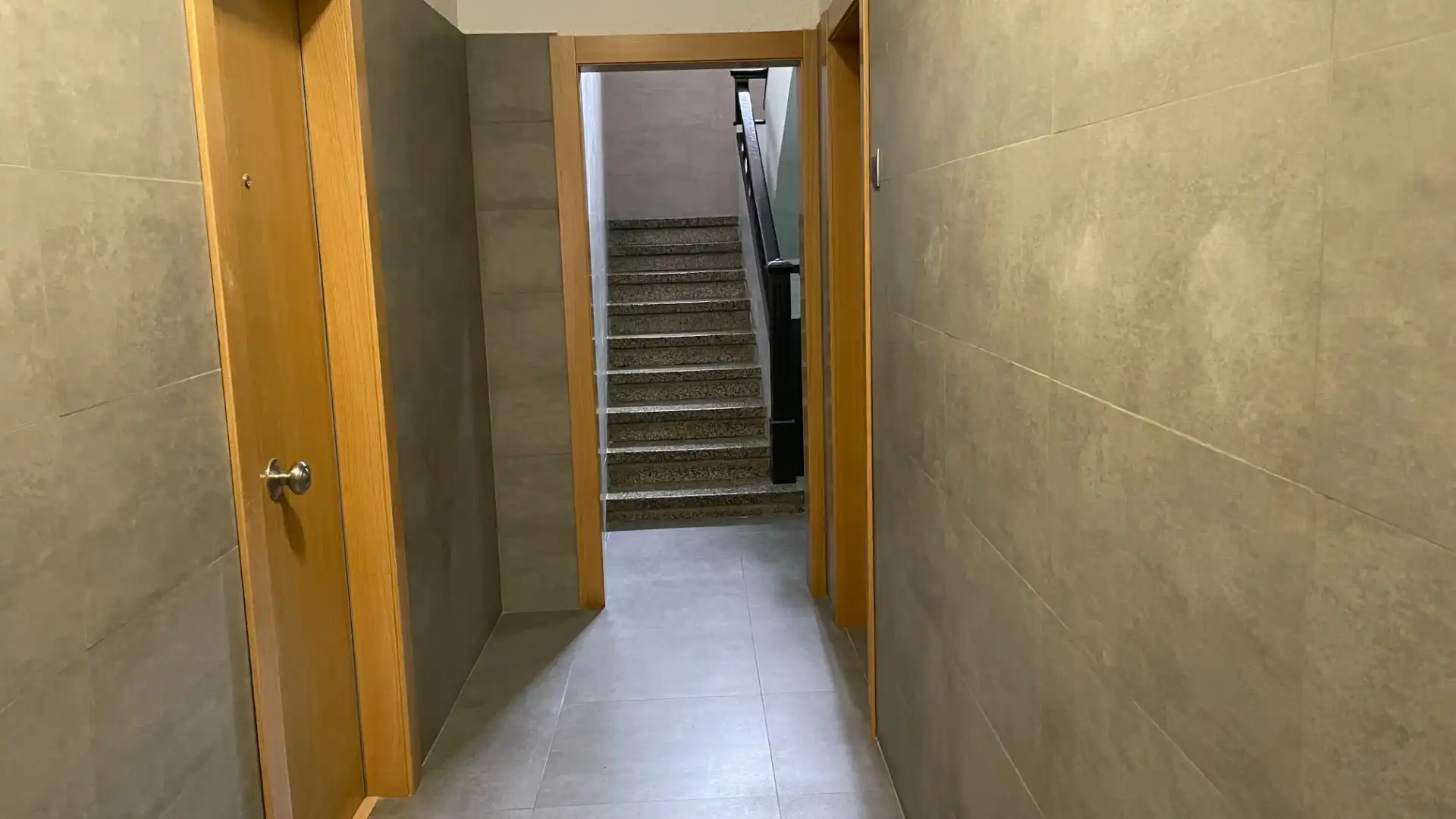 Planta baixa en venda en Barcelona amb Calefacció, Forn i Alarma