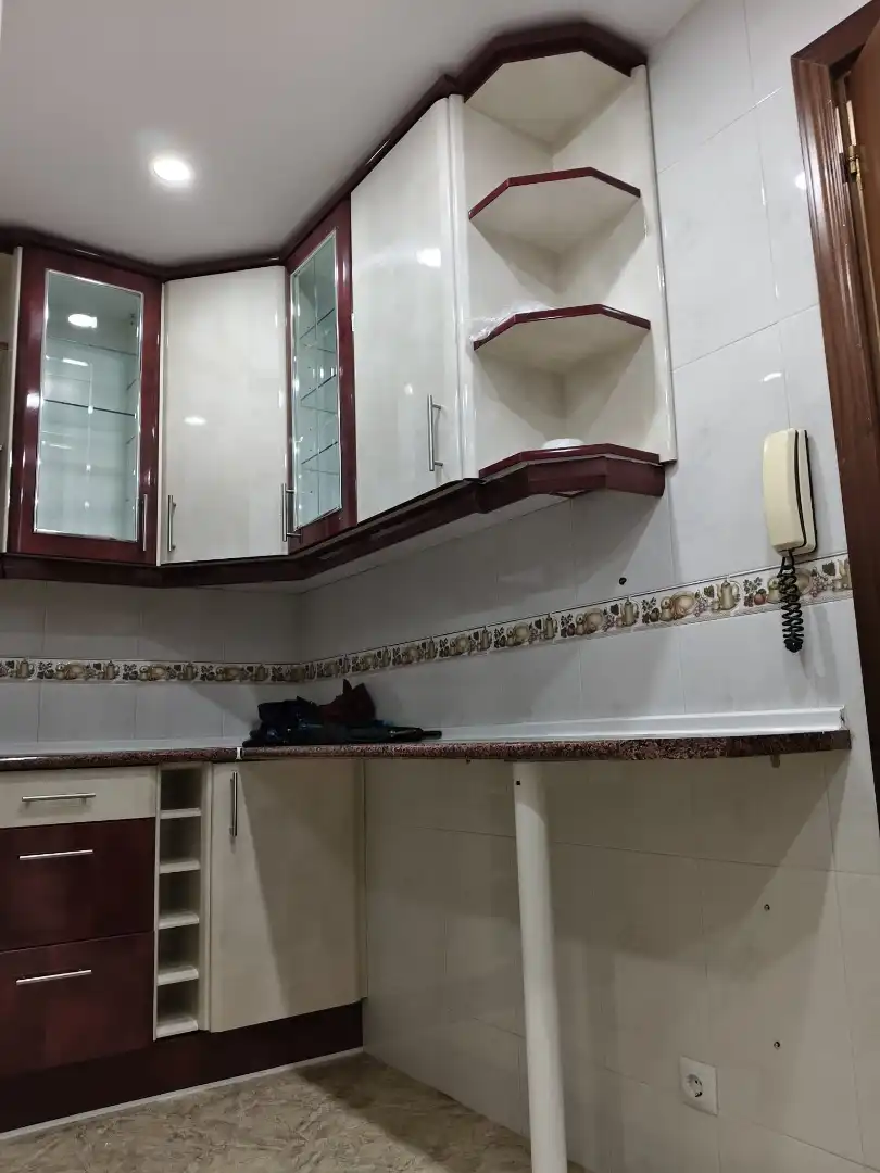Cocina de Piso de alquiler en Alcorcón con Calefacción, Terraza y Horno