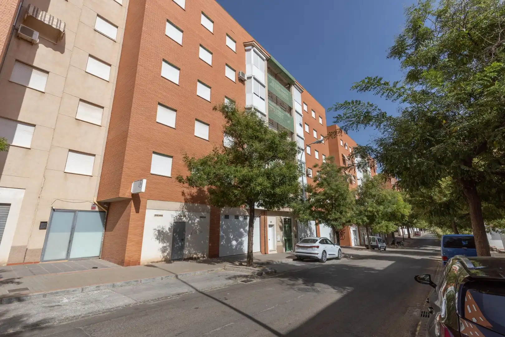 Vista exterior de Piso en venta en Granada