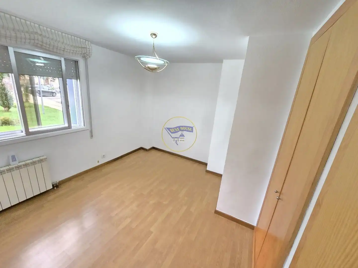 Piso en venta en Vigo  con Calefacción