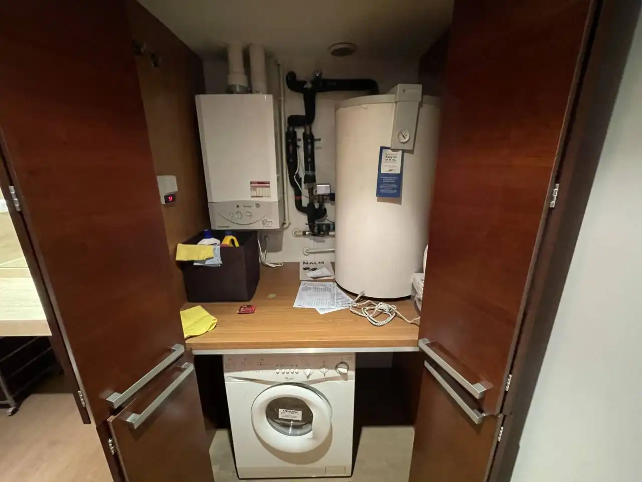 Flat for rent in Calle MIQUEL CASAS, Barri del Centre