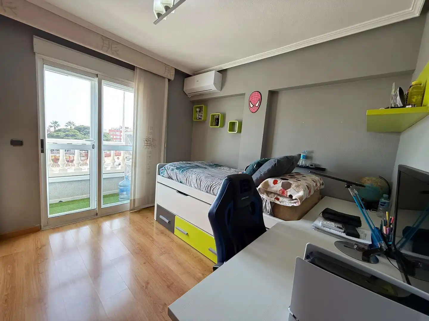Dormitori de Casa o xalet en venda en Santa Pola amb Aire condicionat, Calefacció i Jardí privat