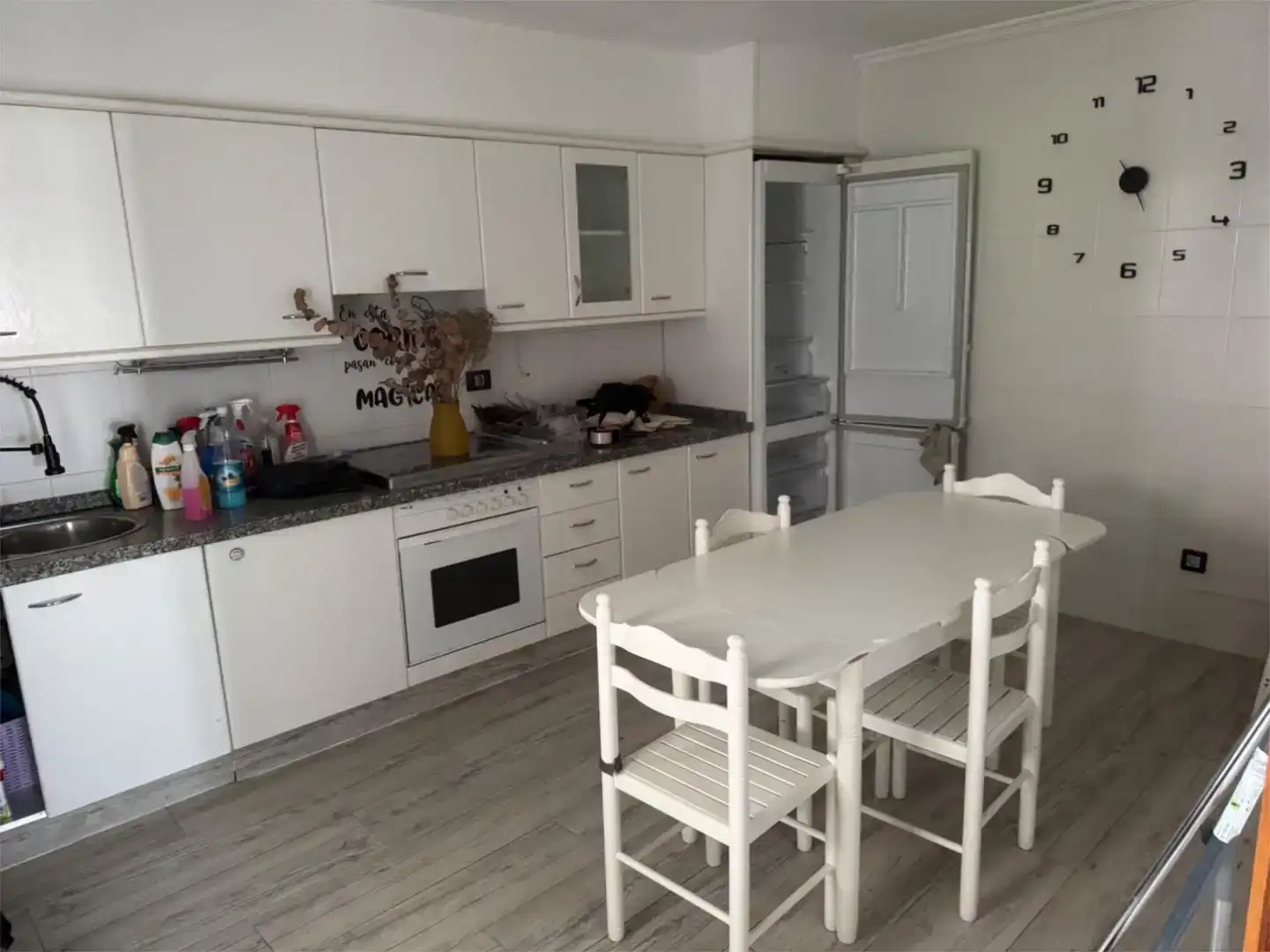 Küche von Wohnung zur Miete in Melide