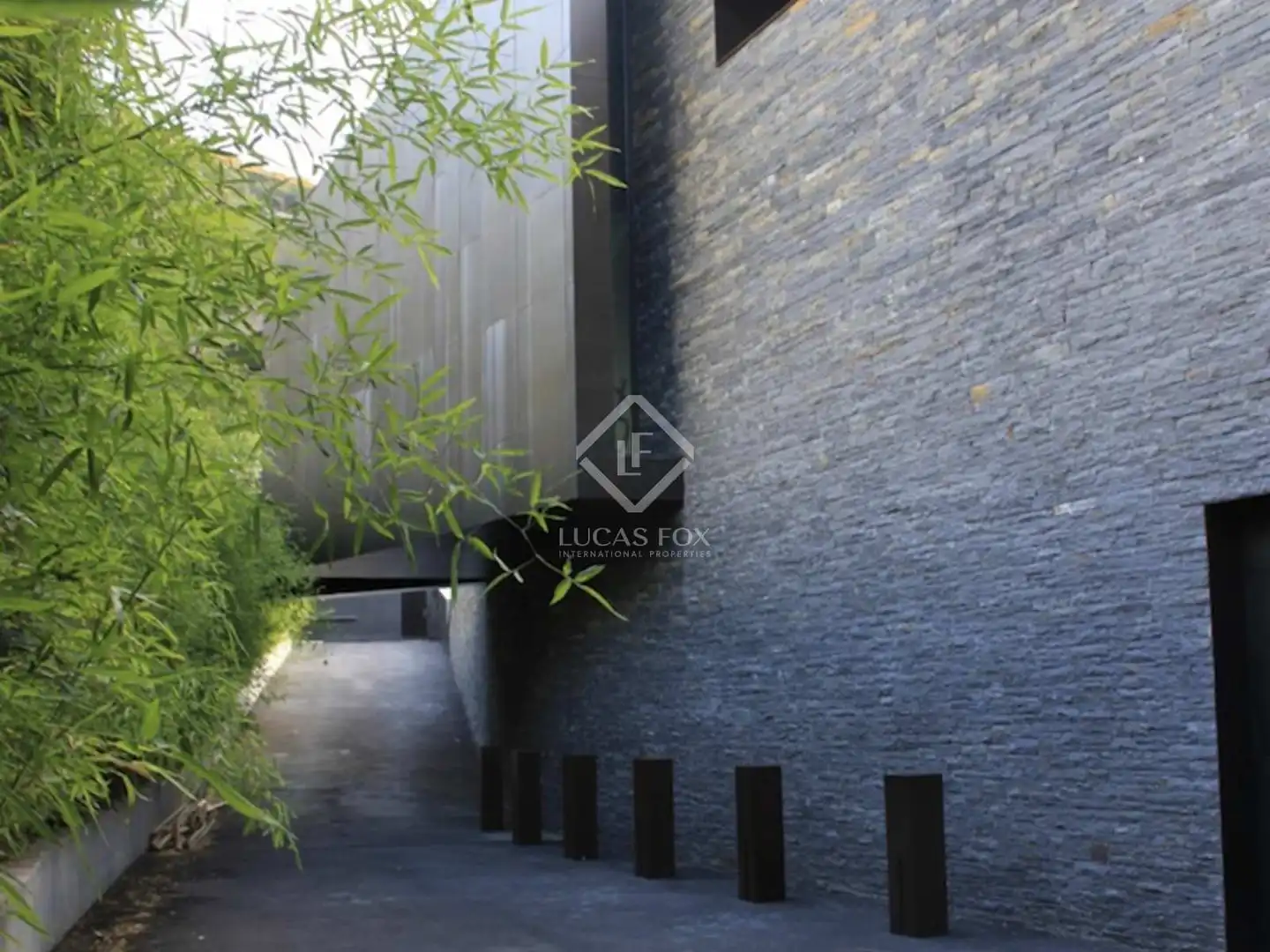 Vista exterior de Casa o chalet en venta en Sant Julià de Lòria con Calefacción, Jardín privado y Parquet