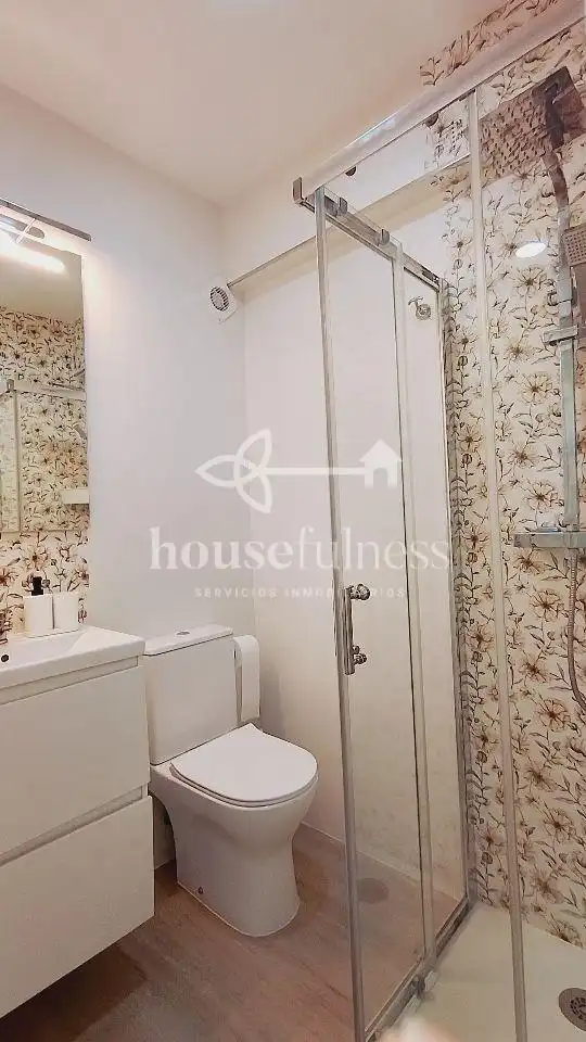 Baño de Piso de alquiler en Ferrol con Aire acondicionado, Calefacción y Terraza