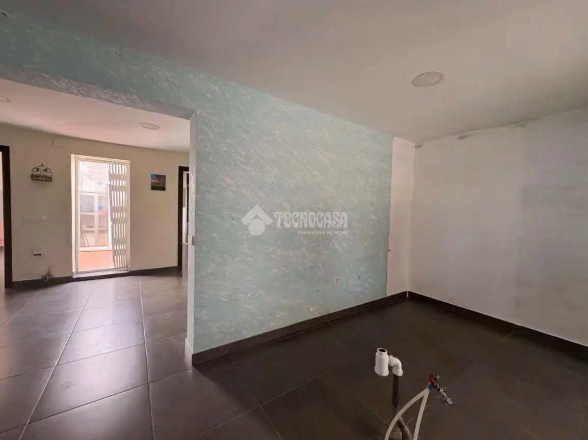 Piso en venta en C. Virgen de Tíscar, San Felipe - El Almendral - La Merced