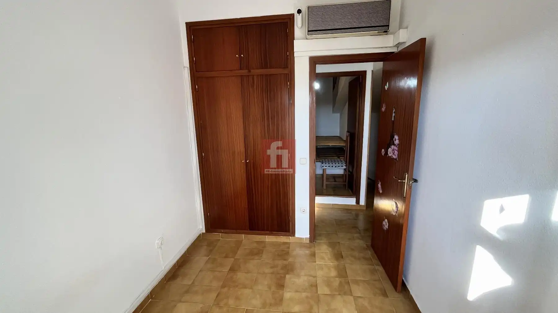 Habitación de Casa adosada en venta en Creixell con Balcón y Piscina comunitaria
