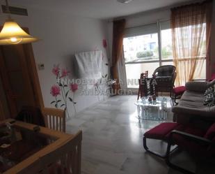 Living room of Flat to rent in Roquetas de Mar  with Air Conditioner, Terrace and Swimming Pool