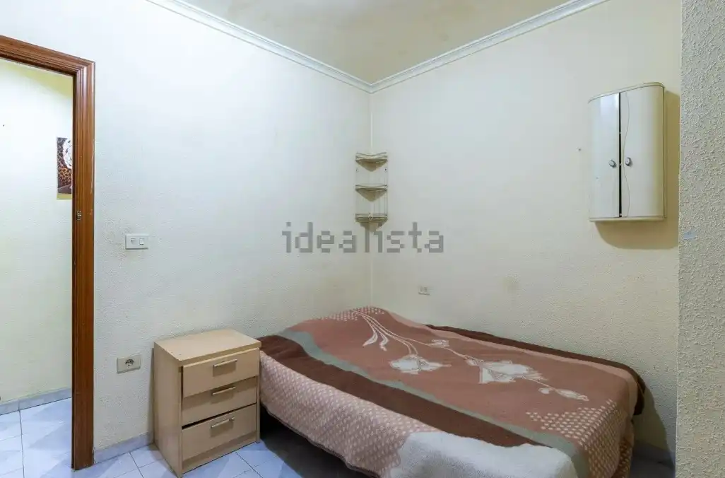 Bedroom of Flat for sale in Sueca  with Air Conditioner, Storage room and Balcony
