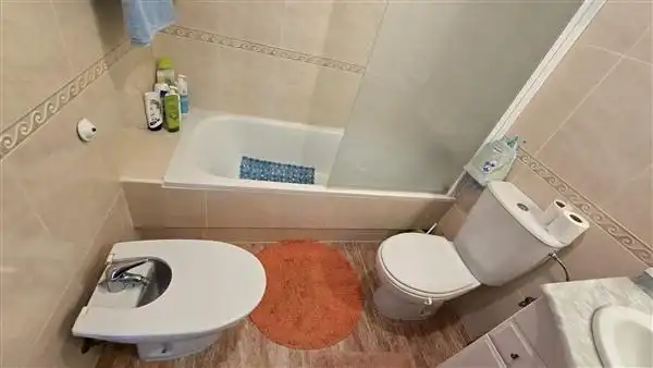 Baño de Apartamento en venta en La Manga del Mar Menor con Aire acondicionado, Calefacción y Terraza