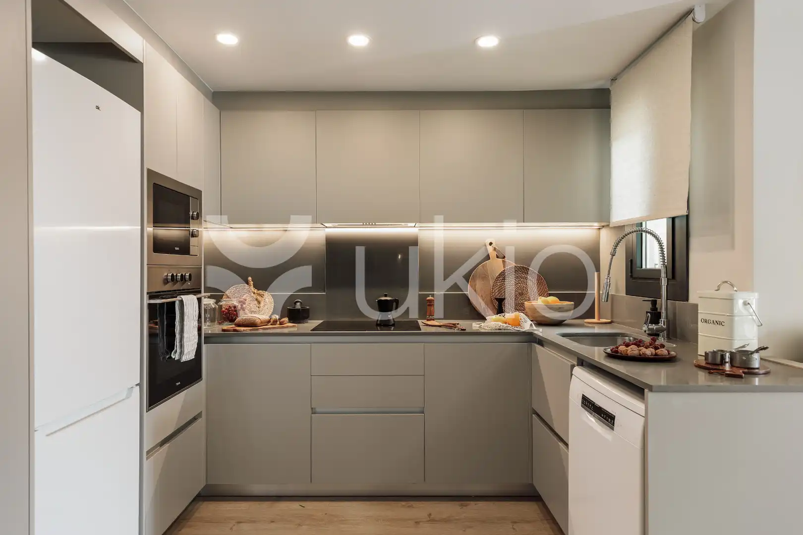 Kitchen of Apartments for rent in Barcelona  with Air Conditioner, Heating and Terrace
