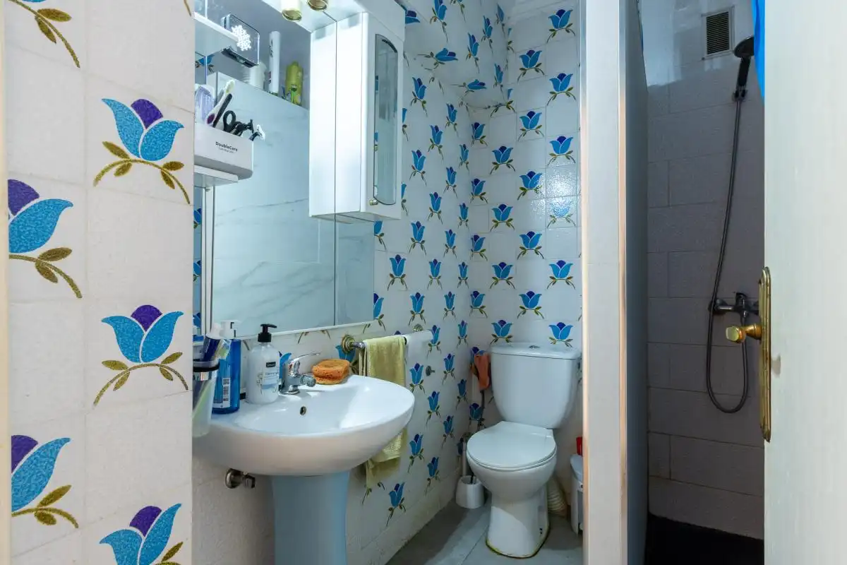 Baño de Piso en venta en Valencia con Aire acondicionado y Calefacción