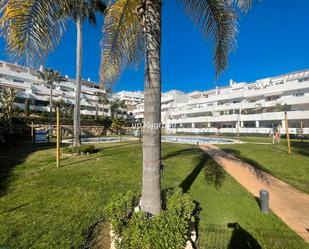 Exterior view of Flat for sale in Estepona  with Air Conditioner, Furnished and Balcony