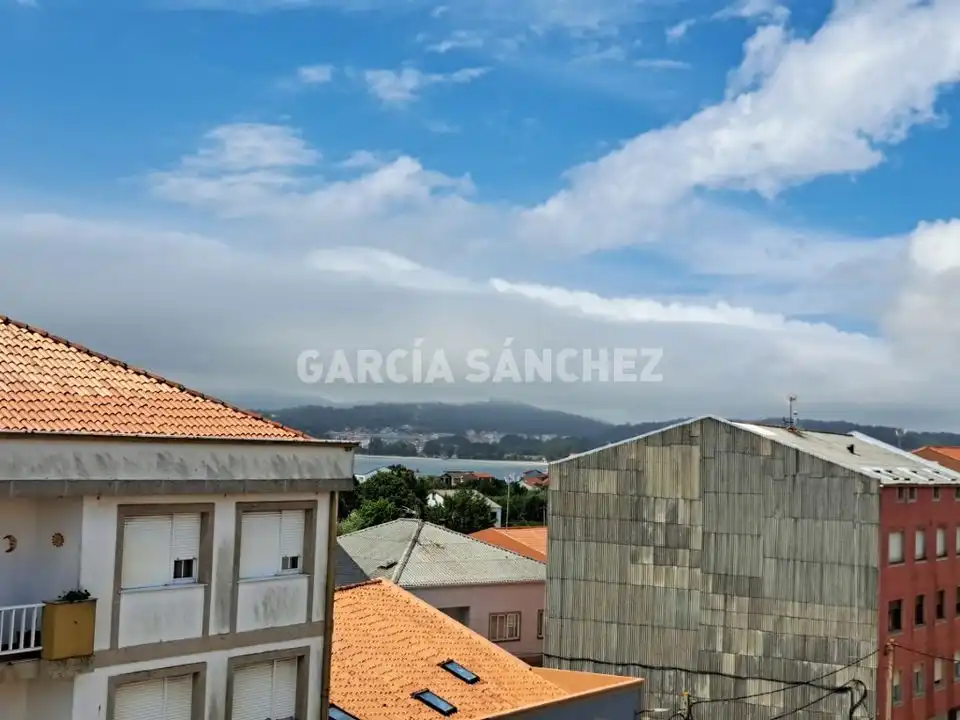 Exterior view of Flat for sale in Boiro  with Terrace and Furnished