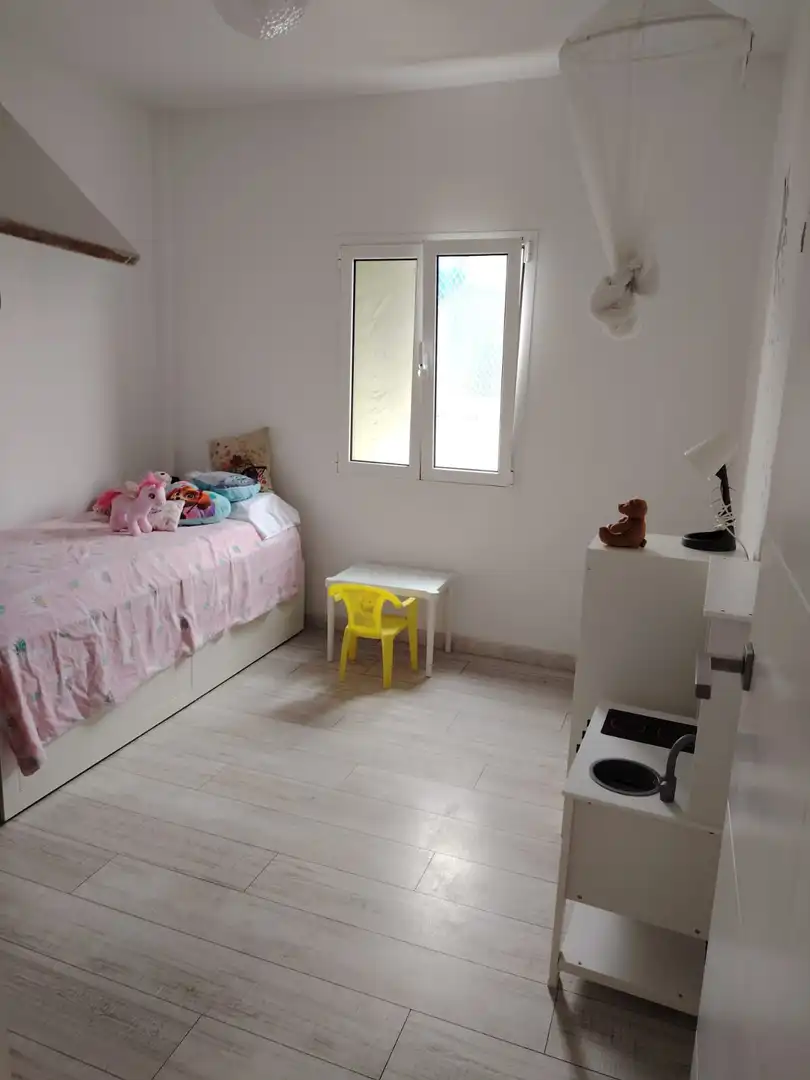 Habitación de Piso de alquiler en Las Palmas de Gran Canaria con Amueblado y Balcón