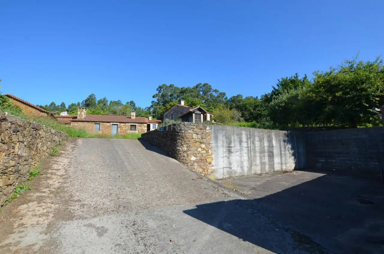Vista exterior de Finca rústica en venta en O Rosal   con Calefacción, Jardín privado y Terraza